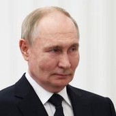 Mosca, droni ucraini contro aeroporti impediscono l'atterraggio di Putin Mosca, droni ucraini contro aeroporti impediscono l'atterraggio di Putin