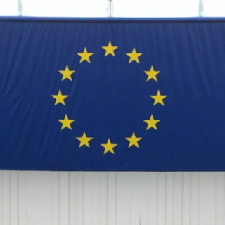 Eurobarometro, record fiducia nell’Ue e forte sostegno a difesa comune