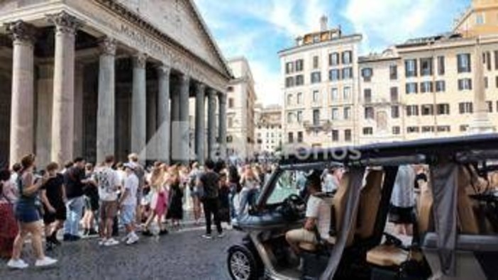 Giungla golf car a Roma, le società: "Non siamo Ncc né guide turistiche, chiediamo regolarizzazione"