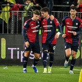 Il Cagliari vince ancora, Verona travolto 4-0 Il Cagliari vince ancora, Verona travolto 4-0