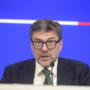Giorgetti “Il sistema bancario ha il dovere di aiutare lo Stato”