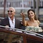 Nozze Bezos, stasera la festa da ballo: resta il mistero sul cantante