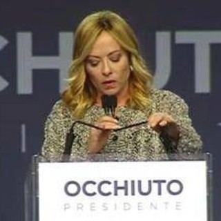 Meloni in Calabria per Occhiuto: &quot;Solo i cittadini possono mandarci a casa&quot;