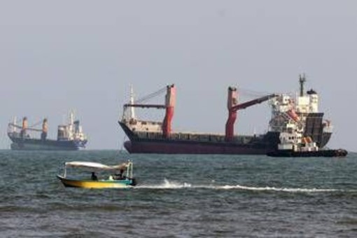 Iran, Araghchi: "Gli Usa stanno facendo grave errore di valutazione su Hormuz"