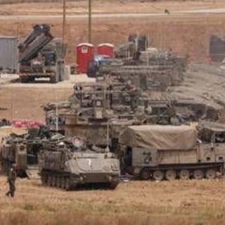 Gaza, &quot;ondata di attacchi israeliani nella Striscia: almeno 82 morti&quot;