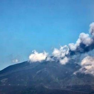 Etna in eruzione, nuovo parossismo dal cratere Sud-Est - Video