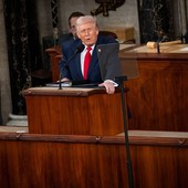 Trump, lungo discorso sullo Stato dell’Unione “Il nostro Paese è tornato”