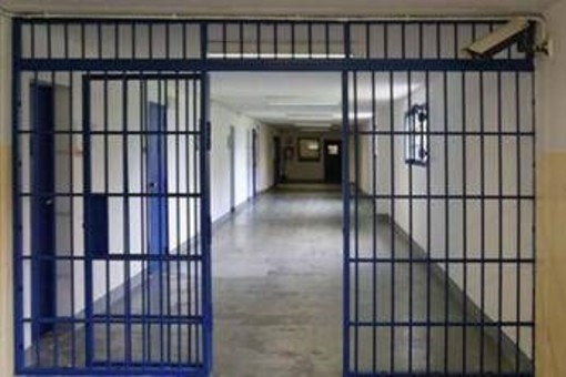 Sassari, 24 anni di carcere all'uomo che uccise il padre con la fiocina: la conferma in Appello