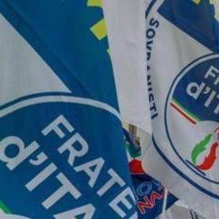 Spray urticante a cena elettorale candidata Fdi con 300 persone, panico in sala