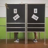 Sondaggio politico: Fratelli d'Italia al 29%, Pd e M5S in calo