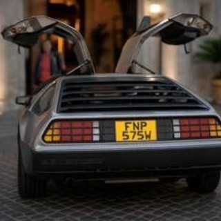 Hard Rock Cafe Roma celebra i 40 anni di 'Ritorno al futuro', arriva la DeLorean