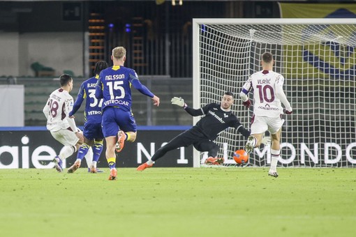 Il Toro vince 3-0, espugna il Bentegodi e inguaia il Verona Il Toro vince 3-0, espugna il Bentegodi e inguaia il Verona