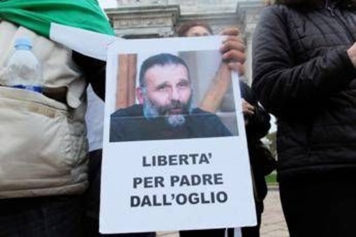 &quot;Trovato il corpo di padre Dall'Oglio&quot;, ma vescovo Aleppo e sorella smentiscono