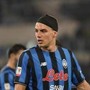 Inter-Atalanta, gol di Krstovic tra le polemiche e Chivu espulso. Cos'è successo