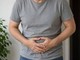 "Ho imparato a fare rutti a 52 anni, mi è cambiata la vita": la sindrome rara e la cura