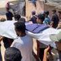 Gaza, Netanyahu non parla di tregua: avanti offensiva. A Tel Aviv 350mila in piazza per gli ostaggi