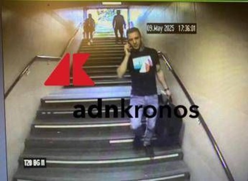 Milano, l'ultima telefonata di De Maria: la foto. Ticket per il Duomo acquistato 24 ore prima dell'omicidio di Chamila