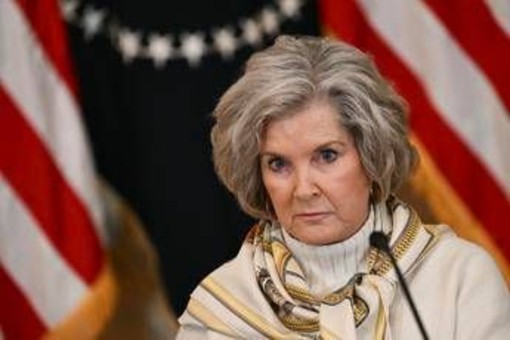 Trump: "La capo staff della Casa Bianca Susie Wiles ha un cancro allo stadio iniziale"