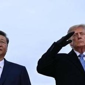 Trump accoglie Xi in Usa, tutto pronto per il vertice: dazi, AI, e Iran sul tavolo