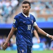 Mbappé: "Io come Ronaldo? La Francia non mi farà mai giocare fino a 41 anni" Mbappé: "Io come Ronaldo? La Francia non mi farà mai giocare fino a 41 anni"