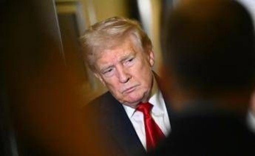 Ucraina, Trump attacca Zelensky: &quot;Con Biden ha permesso inizio tragedia&quot;