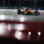 A Las Vegas fondo McLaren irregolare, squalificati Norris e Piastri