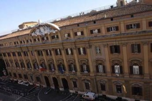 Nomine Mef, record rinnovi con 842 incarichi 155 società: i big in scadenza Nomine Mef, record rinnovi con 842 incarichi 155 società: i big in scadenza