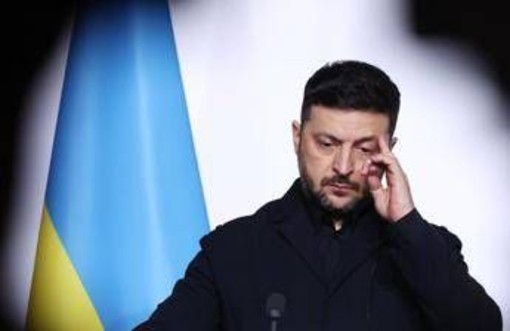 Ucraina, Zelensky insiste: "Sì a compromessi con Usa, no a ultimatum Russia"