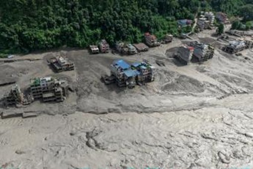 Alluvione in Nepal, potrebbe esserci il 'Glacial Lake Outburst Flood' dietro la frana distruttiva