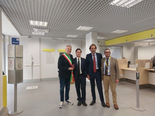 Poste, al via dal trapanese il servizio “Passaporti a sportello” in Sicilia Poste, al via dal trapanese il servizio “Passaporti a sportello” in Sicilia