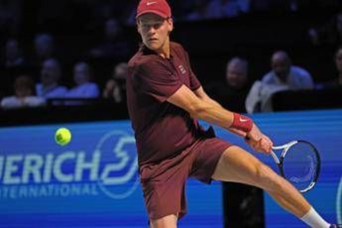 Sinner-De Minaur, l'azzurro in campo nella semifinale di Vienna - Diretta