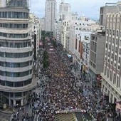 Spagna, avanti con la protesta: decine di migliaia in piazza per il diritto alla casa Spagna, avanti con la protesta: decine di migliaia in piazza per il diritto alla casa