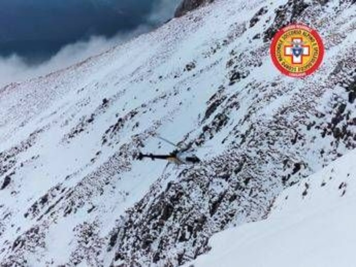 Marmolada, freerider 31enne travolto da valanga: è grave