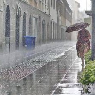 Nubifragi al Nord e maxi aumento delle temperature, le previsioni meteo