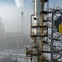 Russia, è crisi carburanti dopo raid Ucraina a raffinerie: isole Kurili senza benzina