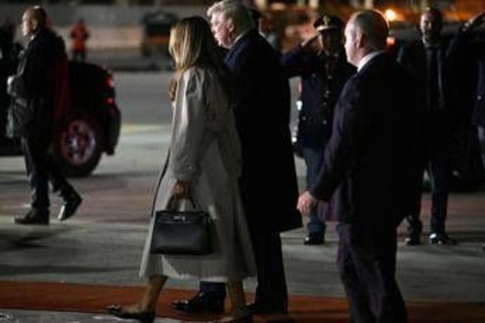 Donald Trump è a Roma: &quot;Vedrò Meloni. Altri incontri saranno rapidi, non è rispettoso&quot;