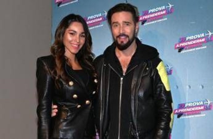 Alex Belli e Delia Duran: "Aspettiamo un maschio, Napoli ha fatto il miracolo" Alex Belli e Delia Duran: "Aspettiamo un maschio, Napoli ha fatto il miracolo"