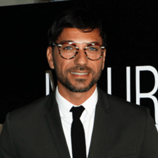 Storie al bivio, Costantino Vitagliano: "Ho guadagnato milioni, poi sono stato truffato" Storie al bivio, Costantino Vitagliano: "Ho guadagnato milioni, poi sono stato truffato"