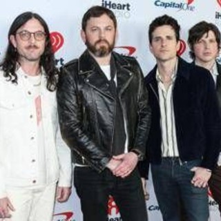 Caleb Followill ko, unfortunio per il frontman dei Kings of Leon: tour annullato
