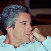 Caso Epstein, Dipartimento Giustizia pubblica oltre 3 milioni di pagine: "Trump ha chiesto trasparenza" Caso Epstein, Dipartimento Giustizia pubblica oltre 3 milioni di pagine: "Trump ha chiesto trasparenza"