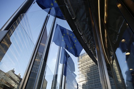 Dalla Commissione Ue un piano d’azione per elettrificazione e revisione ETS Dalla Commissione Ue un piano d’azione per elettrificazione e revisione ETS