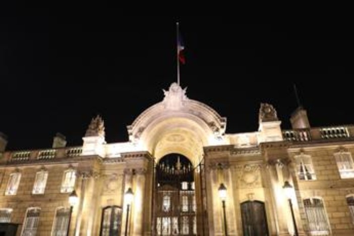 Francia, le elezioni presidenziali si terranno il 18 aprile e il 2 maggio 2027