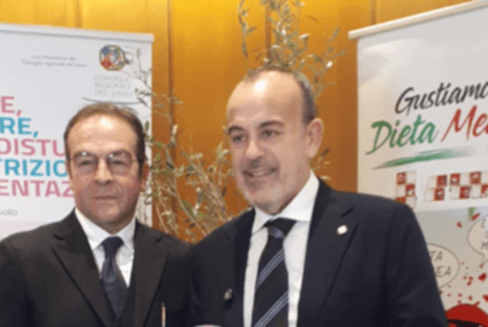 Aurigemma: "Educare i giovani a una sana alimentazione è una priorità" Aurigemma: "Educare i giovani a una sana alimentazione è una priorità"