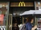 Era commesso al McDonald's, 50 anni dopo... apre sei ristoranti