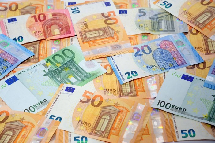 Banche, a novembre prestiti +2,1% su base annua Banche, a novembre prestiti +2,1% su base annua