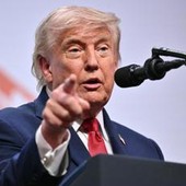Trump, nuovo attacco a Meloni: "Italia non ci ha aiutato, noi l'abbiamo sempre difesa"