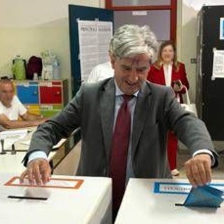 Pestaggio del sindaco di Castiglione del Genovesi, indagini anche sull'attività politica