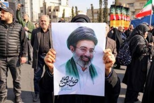 Iran, "Khamenei è ferito e si nasconde": la sorte della Guida Suprema è un mistero