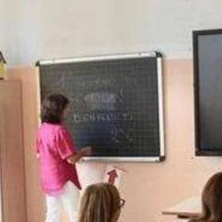 Scuola, stretta di Valditara: &quot;In un prossimo Cdm arresto in flagranza per chi aggredisce i prof&quot;