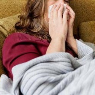 Influenza 2025, Bassetti: "Polmoniti impegnative anche nei giovani"